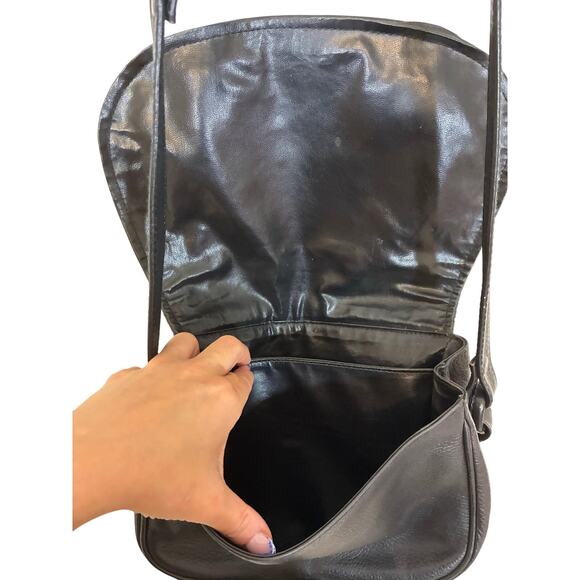 John A Brown Women's Black Genuine Leather Crossbody Old Money Bag Adjustable - Picture 3 of 9